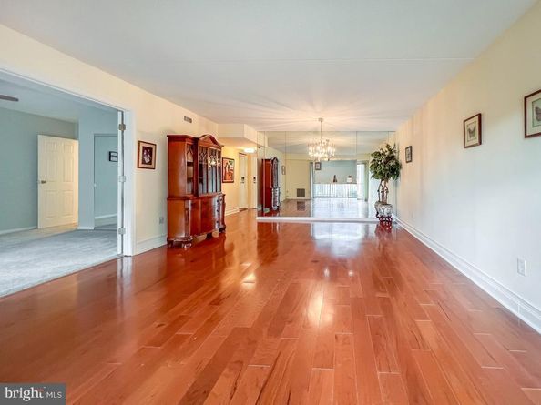 6204 Delaire Landing Road 204, Philadelphia PA 19114