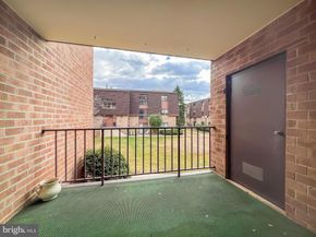 6204 Delaire Landing Road 204, Philadelphia PA 19114