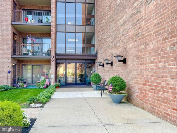 6204 Delaire Landing Road 204, Philadelphia PA 19114