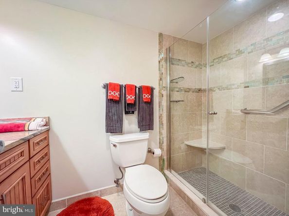 6204 Delaire Landing Road 204, Philadelphia PA 19114