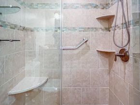 6204 Delaire Landing Road 204, Philadelphia PA 19114