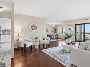 205 Yoakum Parkway 1724, Alexandria VA 22304