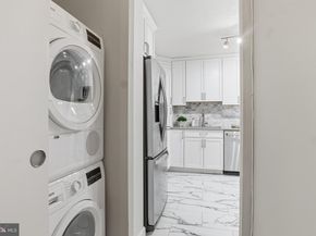 205 Yoakum Parkway 1724, Alexandria VA 22304