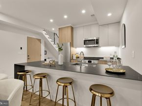 2647 41st Street NW 4, Washington DC 20007