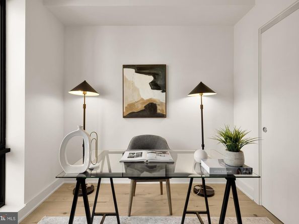 2647 41st Street NW 4, Washington DC 20007