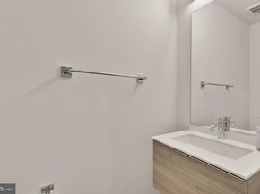 2647 41st Street NW 4, Washington DC 20007