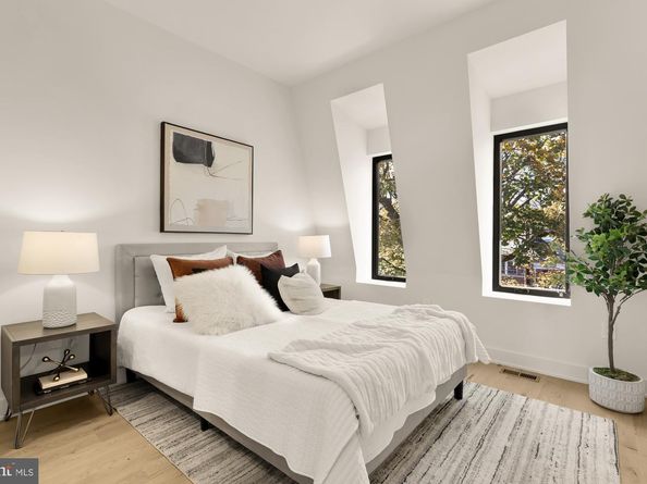 2647 41st Street NW 4, Washington DC 20007