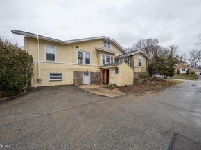 304 Shadeland Avenue, Drexel Hill PA 19026