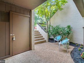 2118 S Quincy Street, Arlington VA 22204