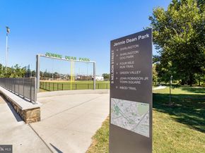 2118 S Quincy Street, Arlington VA 22204