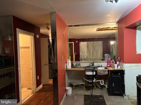 1247 Cambridge Court, Philadelphia PA 19123