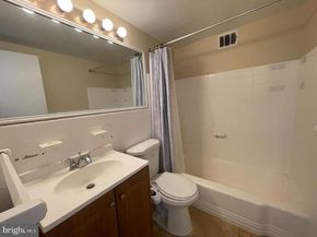 2101 Chestnut Street 1413, Philadelphia PA 19103