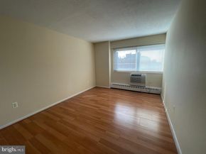 2101 Chestnut Street 1413, Philadelphia PA 19103