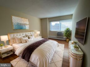 2101 Chestnut Street 1413, Philadelphia PA 19103