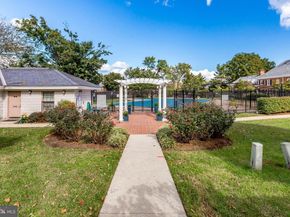 4724 29TH Street S B2, Arlington VA 22206