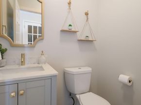 2457 Greensward S S, Warrington PA 18976