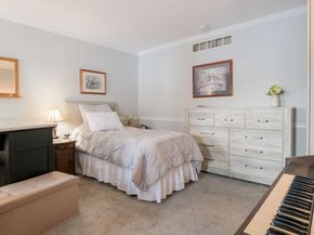 2457 Greensward S S, Warrington PA 18976