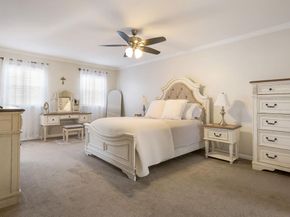 2457 Greensward S S, Warrington PA 18976