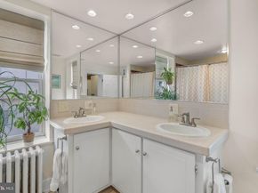 1021 N Lawrence Street, Philadelphia PA 19123