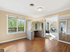 10517 Alloway Drive, Potomac MD 20854