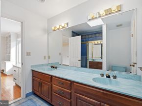 10517 Alloway Drive, Potomac MD 20854