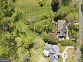10517 Alloway Drive, Potomac MD 20854