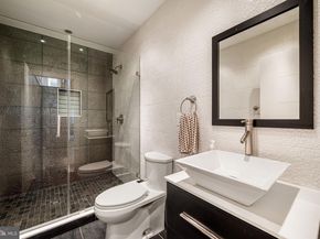 1816 Gerritt Street, Philadelphia PA 19146