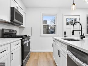 1230 W Susquehanna Avenue, Philadelphia PA 19122