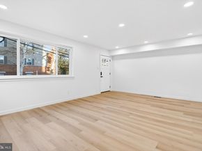 1230 W Susquehanna Avenue, Philadelphia PA 19122