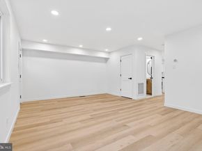 1230 W Susquehanna Avenue, Philadelphia PA 19122