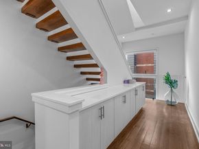 1239 Kater Street, Philadelphia PA 19147