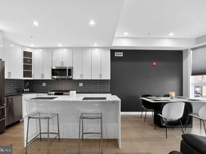 343 N Front Street B, Philadelphia PA 19106