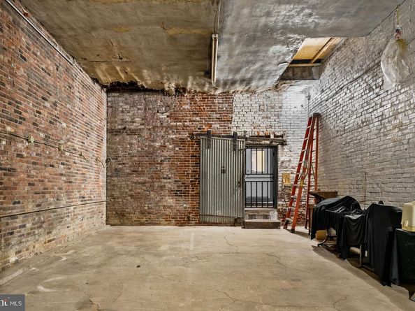 3547 Kensington Avenue, Philadelphia PA 19134