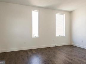 421 Wallace Street, Philadelphia PA 19123