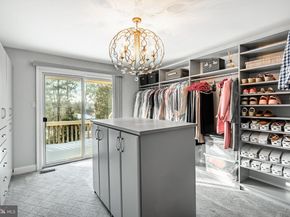 1256 Round Hill Road, Bryn Mawr PA 19010