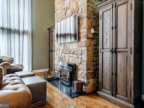 1256 Round Hill Road, Bryn Mawr PA 19010