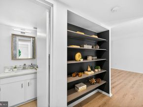 1300 Army Navy Drive 117, Arlington VA 22202