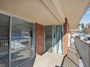 1300 Army Navy Drive 117, Arlington VA 22202