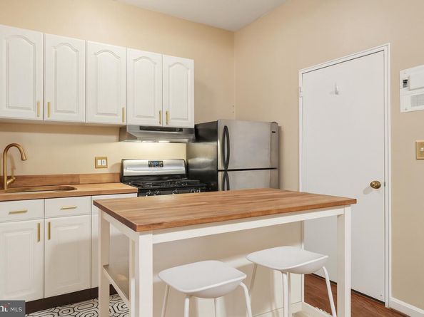 1300 Massachusetts Avenue NW 205, Washington DC 20005