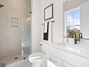 404 Windover Court NW, Vienna VA 22180