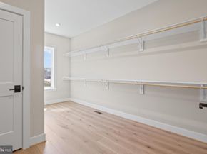 404 Windover Court NW, Vienna VA 22180