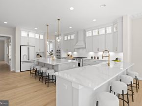 404 Windover Court NW, Vienna VA 22180