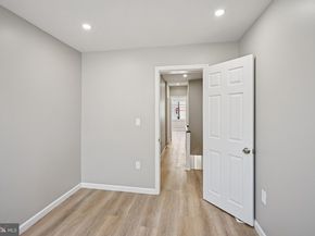 1912 S 9TH Street, Philadelphia PA 19148