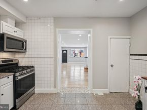 1912 S 9TH Street, Philadelphia PA 19148