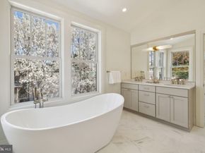 5115 42nd Street NW, Washington DC 20016