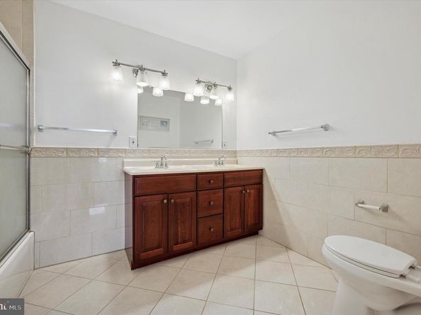 257 Lemonte Street, Philadelphia PA 19128