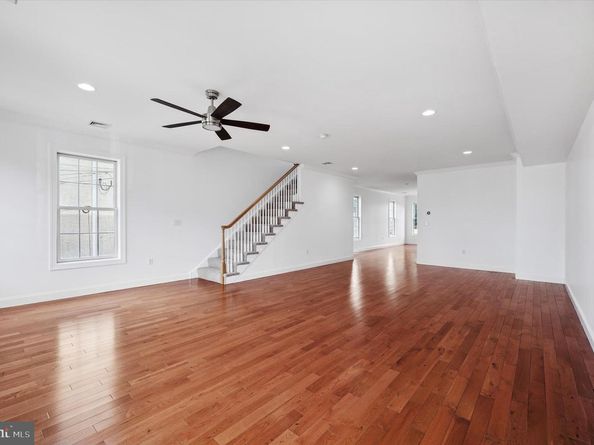 257 Lemonte Street, Philadelphia PA 19128