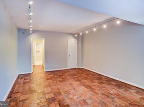 4100 Cathedral Avenue NW 512, Washington DC 20016