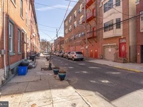 1537 Swain Street, Philadelphia PA 19130