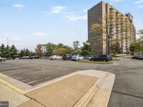 1225 Martha Custis Drive 720, Alexandria VA 22302